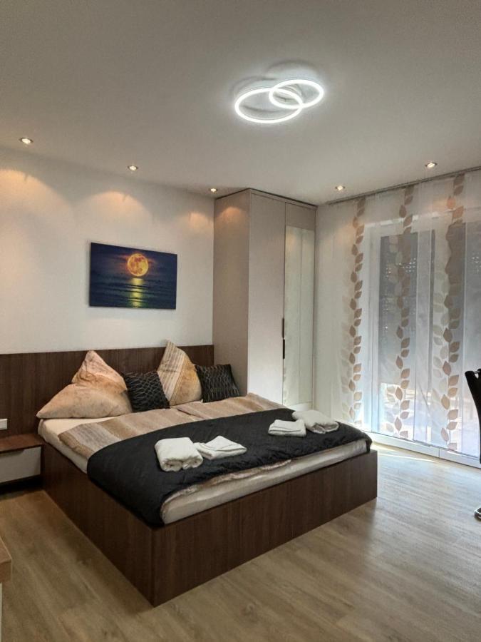Lenti Duesseldorfer Apartment'S Екстериор снимка