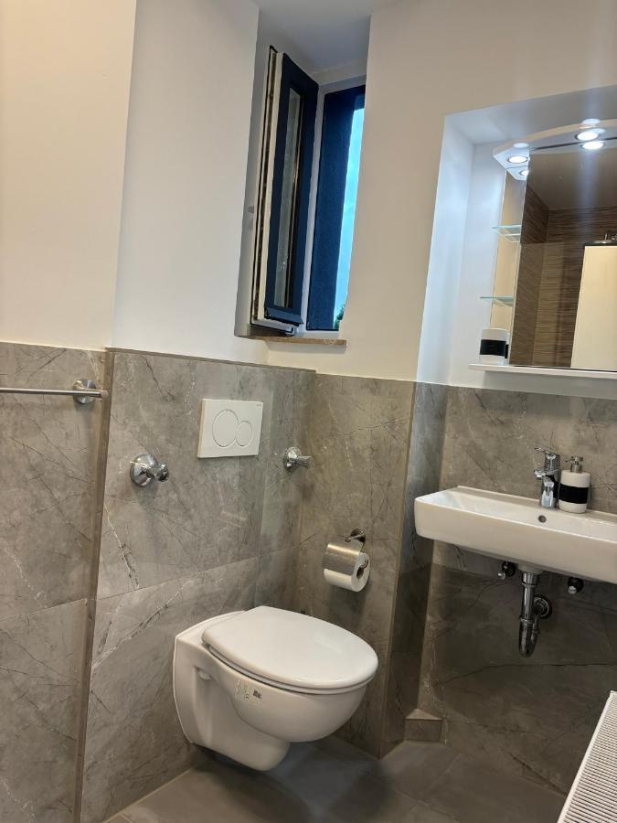 Lenti Duesseldorfer Apartment'S Екстериор снимка