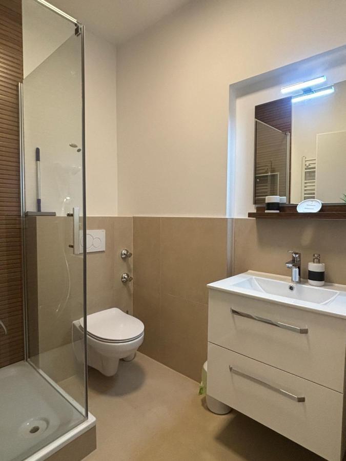 Lenti Duesseldorfer Apartment'S Екстериор снимка
