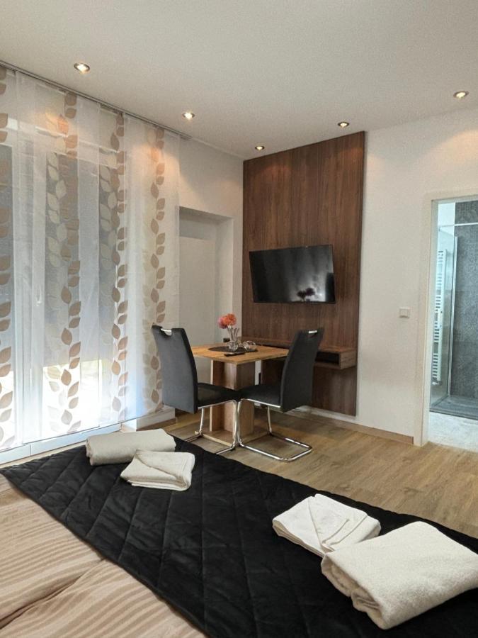 Lenti Duesseldorfer Apartment'S Екстериор снимка