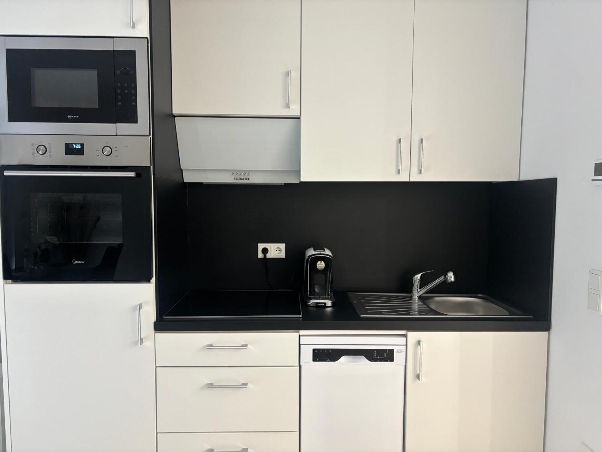 Lenti Duesseldorfer Apartment'S Екстериор снимка