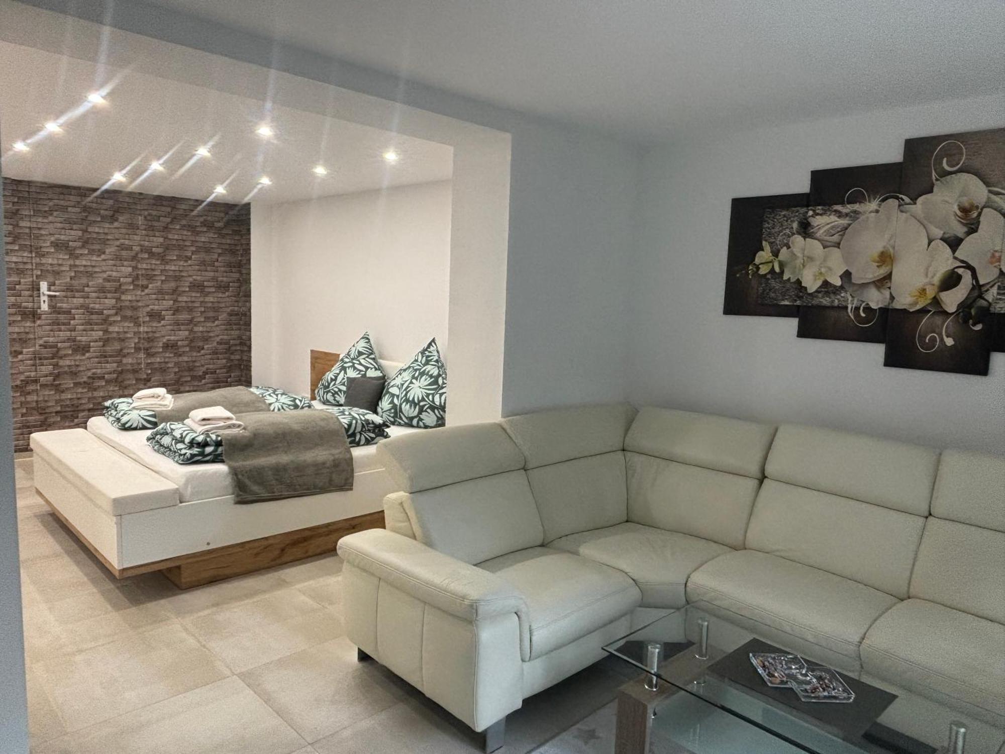 Lenti Duesseldorfer Apartment'S Екстериор снимка